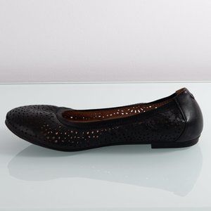 🎀🌹Vionic Black Size 8 Robyn Flat